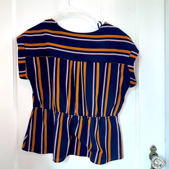 V neck Stripe blouse - Picture 2 of 2